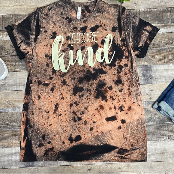 Be Kind Tie Dye Bleach Dye Tee Size XL - Picture 3 of 6
